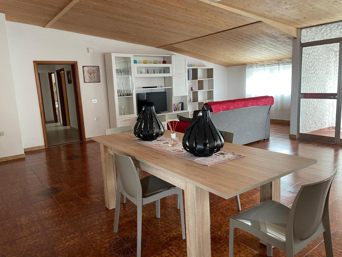 Casa Alice Apartment Villacidro Bagian luar foto